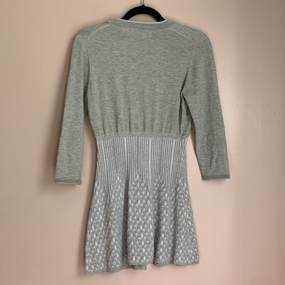 Anthropologie Rosie Neira Brunswick Gray 3 button Cardigan Size Medium - Picture 6 of 7